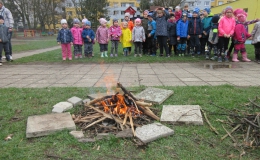 Rozloučení s Paní Zimou - Motýlci